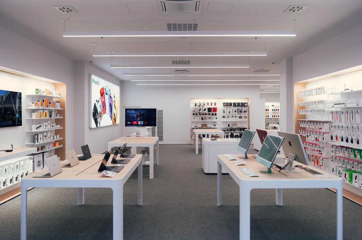 iWant Apple Premium Partner